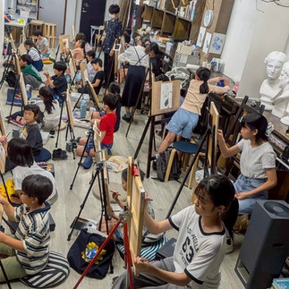 パコ絵画教室制作中