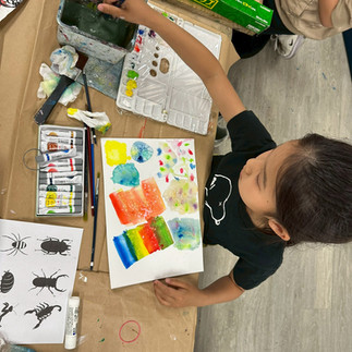 パコ絵画教室制作風景