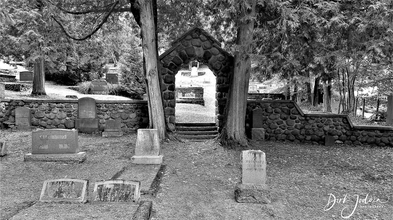 20170620_165033 BW.jpg