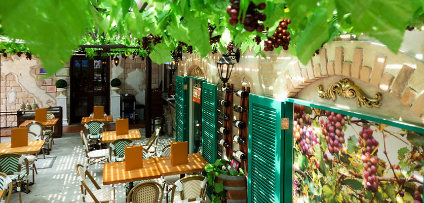 Italian Wine Italian Restaurant Top Italian Restaurant Popular Italian Restaurant Italian Pasta Italian Pizza Tiramisu Italian Desserts Nice Restaurants Corporate Luncheons Corporate Dinners Corporate Events Business Lunch Wine Cellar