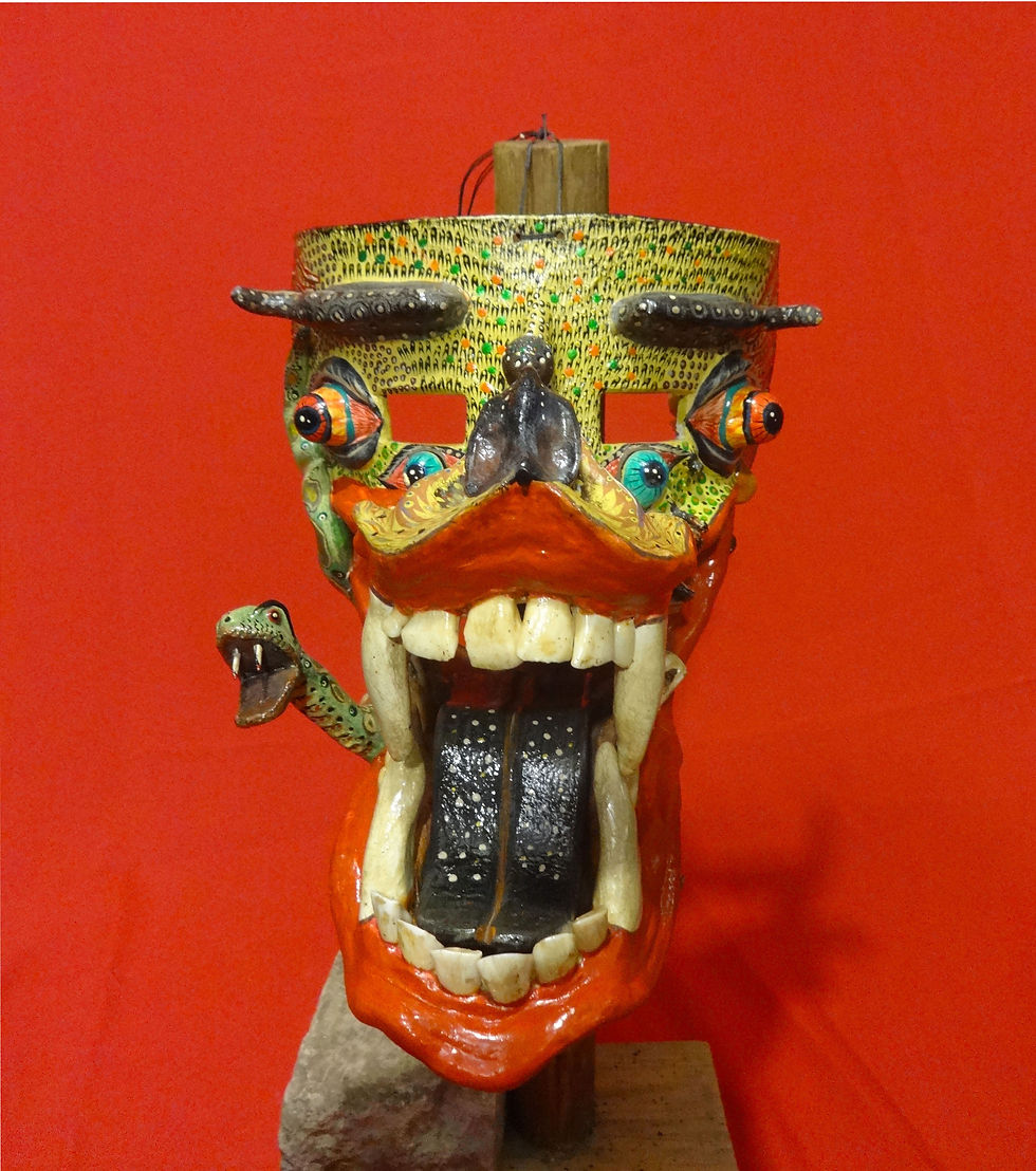 Miniatura: "Tastoan" Mask from Tonala