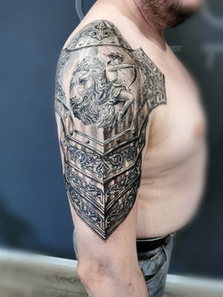 Rüstung Tattoo