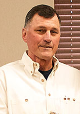 Photo of Steve Scott.