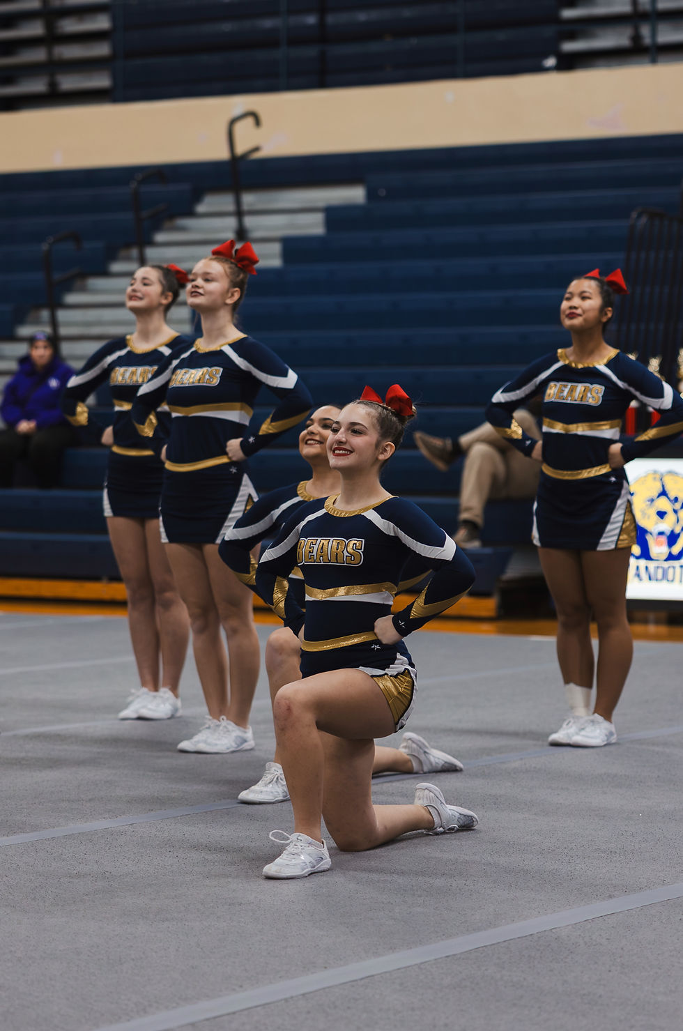 WyandotteCheer1-103_edited_edited.jpg
