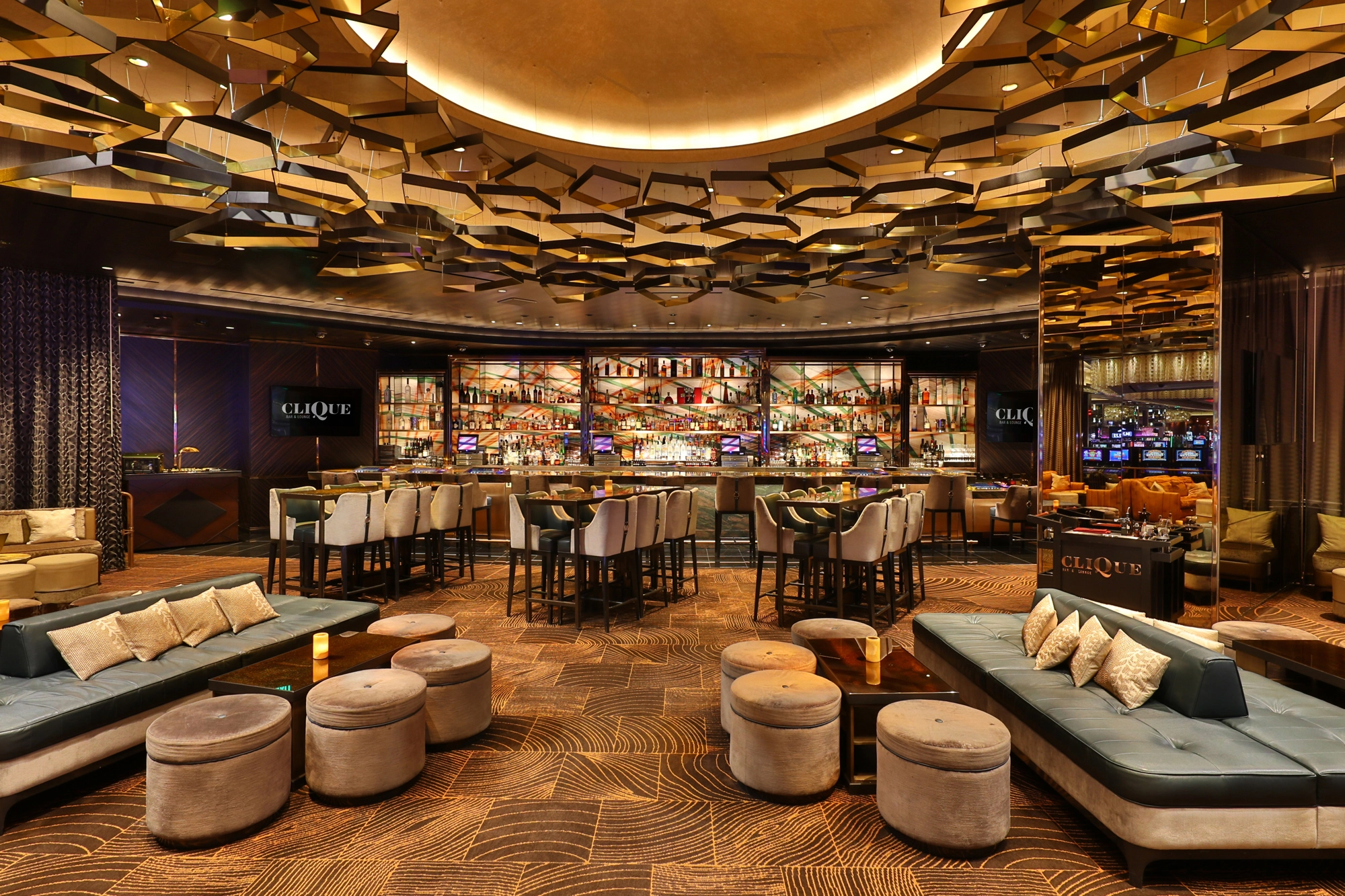 11_Readers_Choice__Best_Cocktail_List__Clique_Bar__Lou.webp