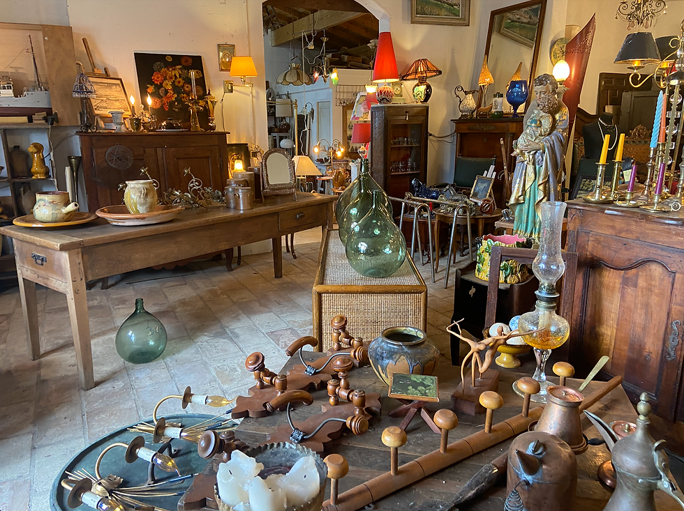 French vintage shopping Deux Sevres