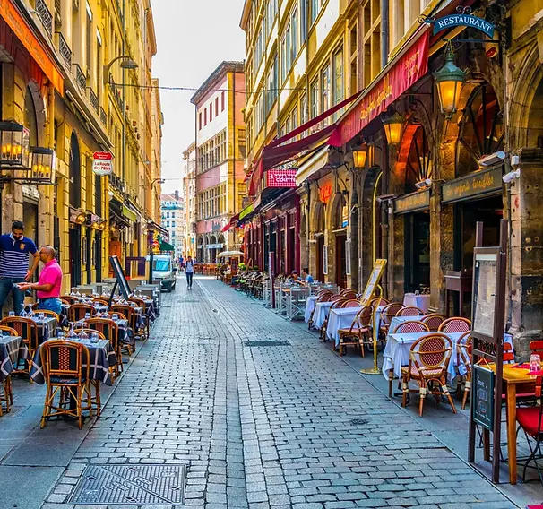 balade-rue-du-vieux-lyon.webp