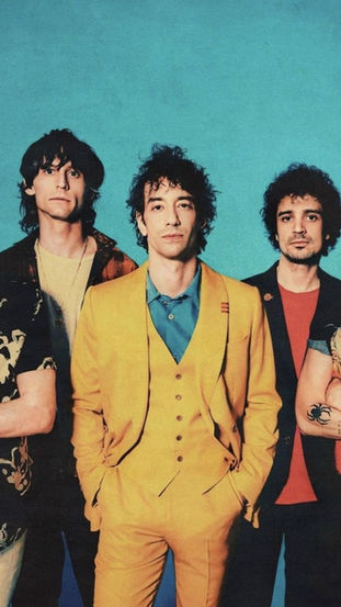 Reality Awaits des Strokes : The Adults Are Talking and They're Saying Psycho Shit