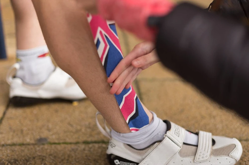 Sport Taping and Strapping Techniques physiopod