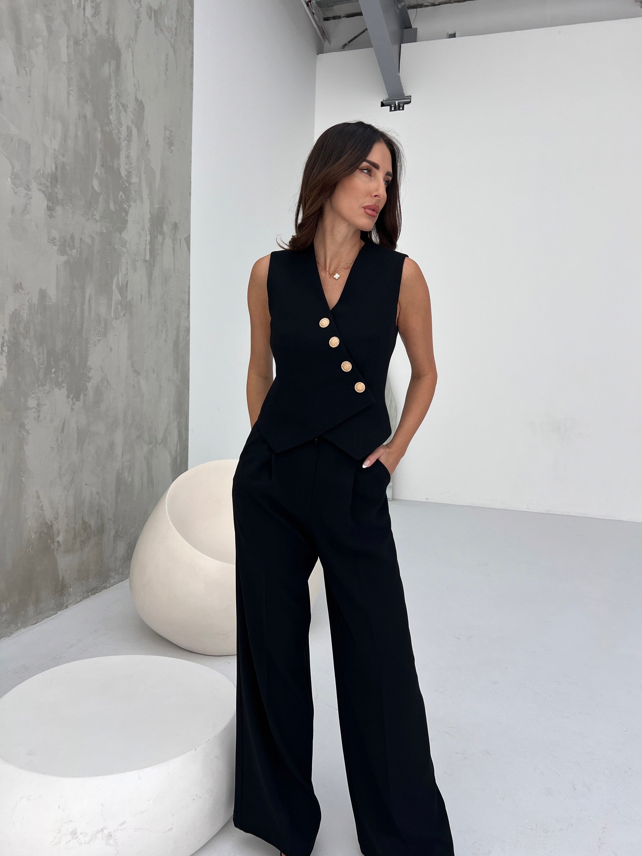 Assymetric waistcoat and trousers set