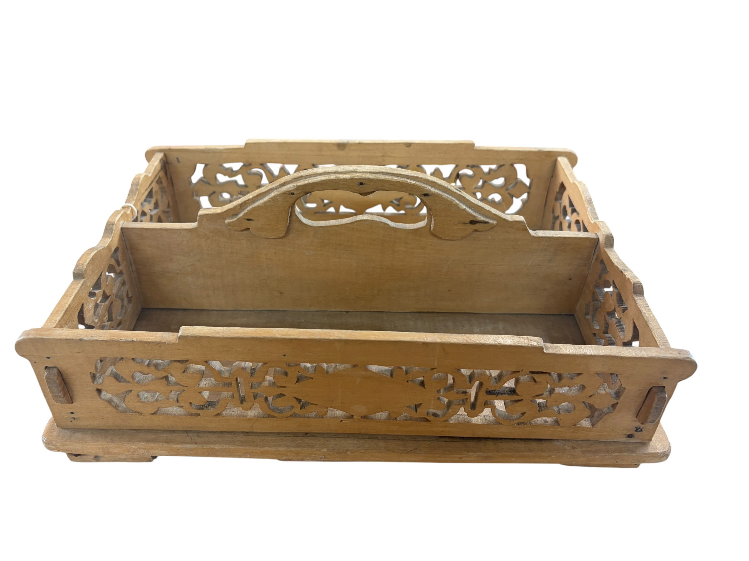 Panier à couverts antique en bois sculpté à jour avec poignée centrale