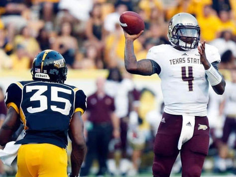 Troca de quarterback no Tubarões do Cerrado. Sai Talon Roggasch, chega Jordan Moore