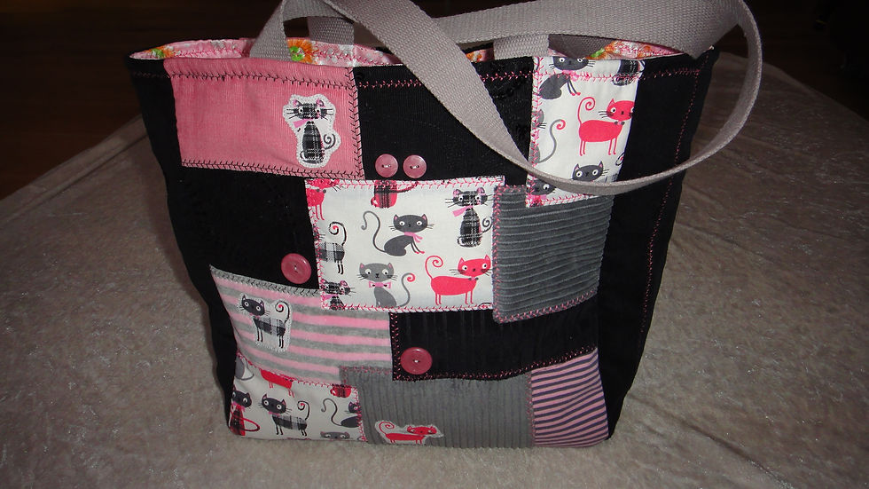230- sac chats roses- 39€