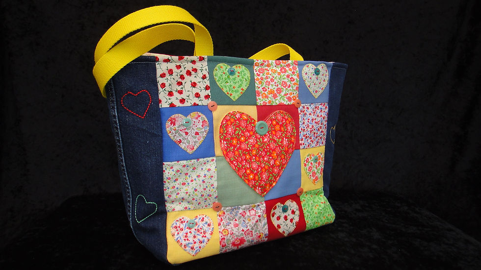 254- sac cabas coeurs- 39€