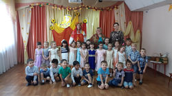 IMG-4e775f81caccf43f8be618a9c1d3b72a-V