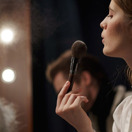 6 Tips to Grow Your Business as a Professional Makeup Artist