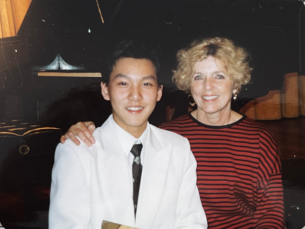 Mary Ann Cummins & Dong-Yi