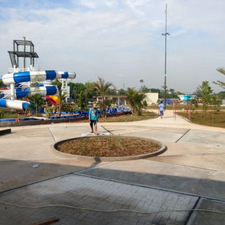 Instalasi waterslide wahana waterpark
