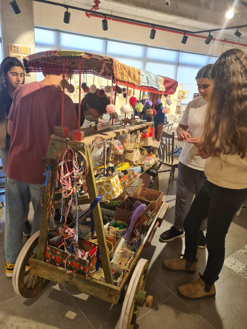 חממת העולם במה 5.jpg