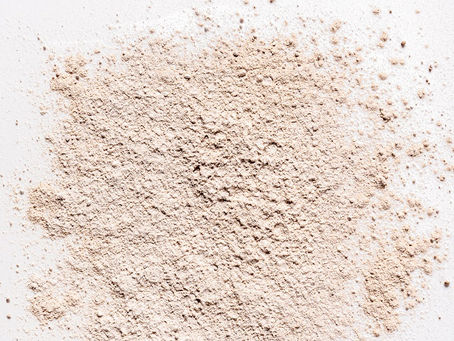 3 Ways Natural Dry Shampoo Can Be Your Hair Care Hero This November