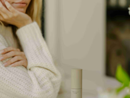 Looking for a Clean Haircare Staple? Say Yes to Natural Dry Shampoo!