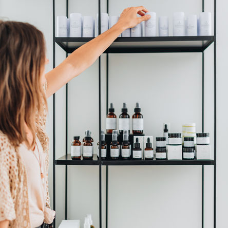 4 Elements of Natural Skincare with Serious Spring Vibes