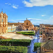 Noto Private Tour from Syracuse