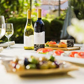 Private Tour of Noto Wineries from Syracuse + Tonnara Visit in Marzamemi