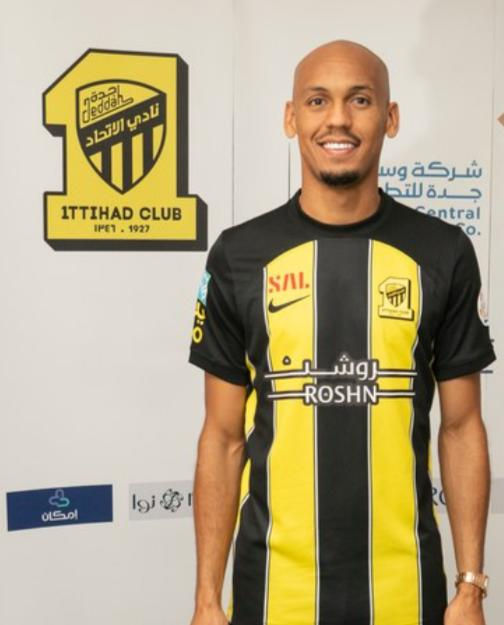 Fabinho presentado en Arabia Foto: Arab News