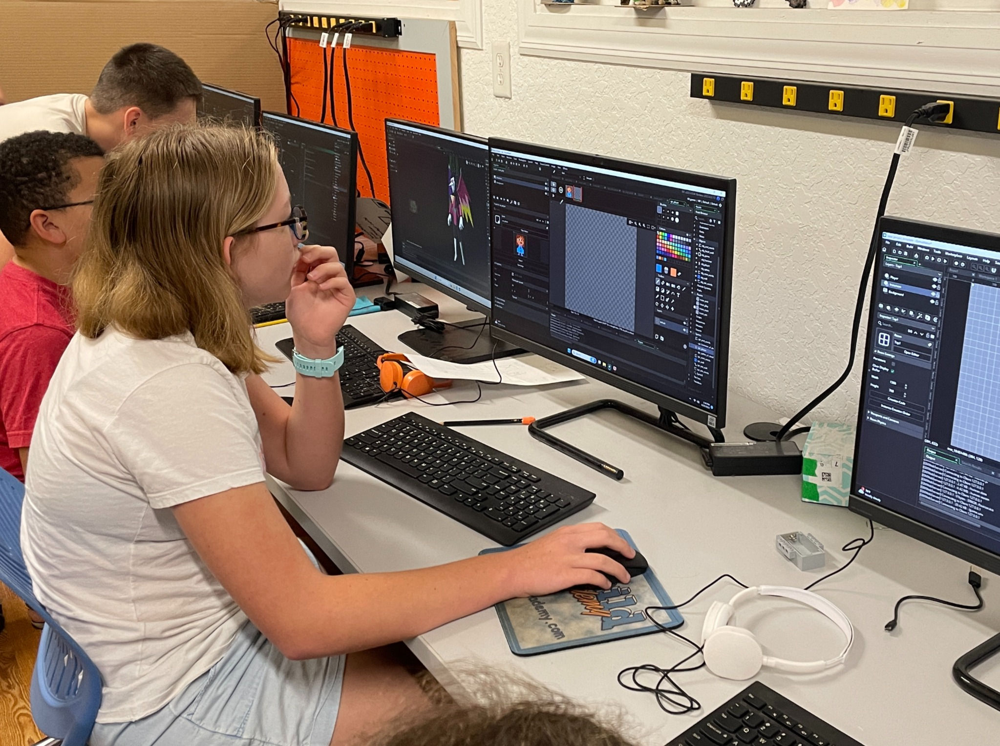 STEM Hybrid Programs