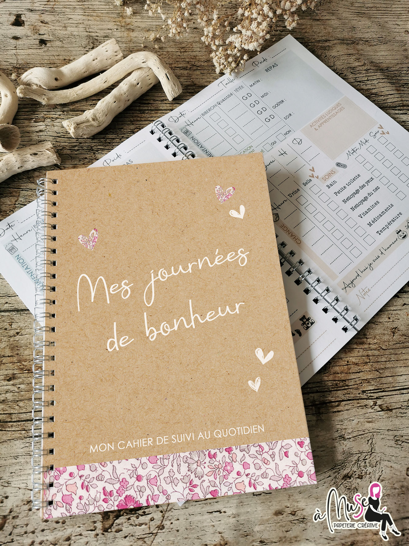 Cahier suivi des premiers mois de bébé collection liberty