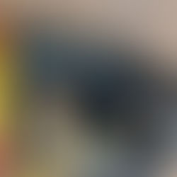 مركبة تقتحم محلاً تجارياً وتتسبب في إصابة 3 عاملين بمنطقة الرفاعة