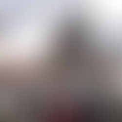 انفجاران في مطار عدن لحظة وصول الحكومة اليمنية