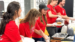 Sonny’s BBQ Celebrates Orlando Students for Random Acts of Kindness Week