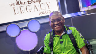 Most Complimented Disney World Cast Member receives the Walt Disney Legacy Award