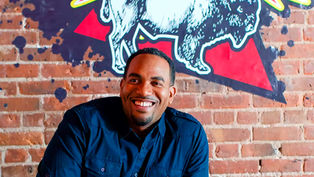 Jay-Z’s Cousin opens new Orlando wing spot, Buffalo Boss serving up Organic Buffalo Wings!