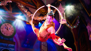 Cirque Dreams Holidaze returns to Melbourne with dazzling Holiday Spectacular on Nov. 24