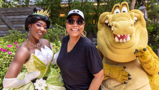Queen Latifah dances and laughs with Princess Tiana and Louis at Walt Disney World Resort!