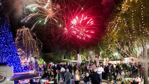 Join Mount Dora's Spectacular New Year's Eve 2026 Celebration with Live Music, Fireworks and more!
