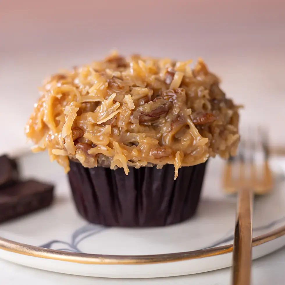 Fall in love with the Limited Edition Cupcakes for September at Sprinkles in Disney Springs