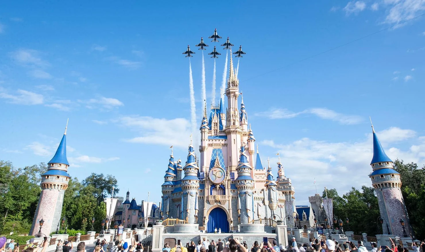 U.S. Air Force Thunderbirds Fly Over Magic Kingdom In Salute To Veterans & Military Families