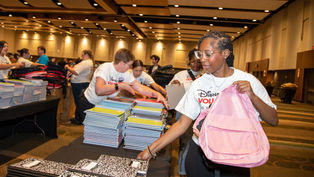 Walt Disney World Cast Members are helping Florida Students to reach for their dreams