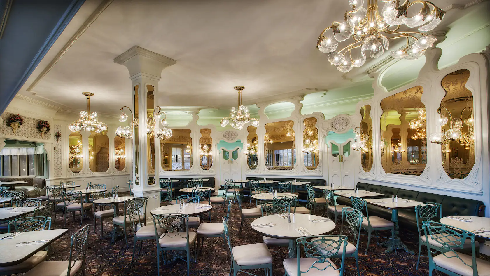 The Plaza Restaurant Magic Kingdom