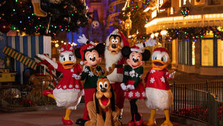 Merry Christmas From Walt Disney World As The Resort Refills Park Pass Reservations For The Holidays