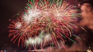Light It Up Clearwater - Enjoy NYE Fireworks Celebrations on Clearwater Beach