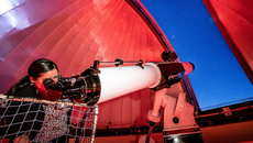 Orlando Science Center is open until 10 pm on weekends through August 1 for Stellar Nights