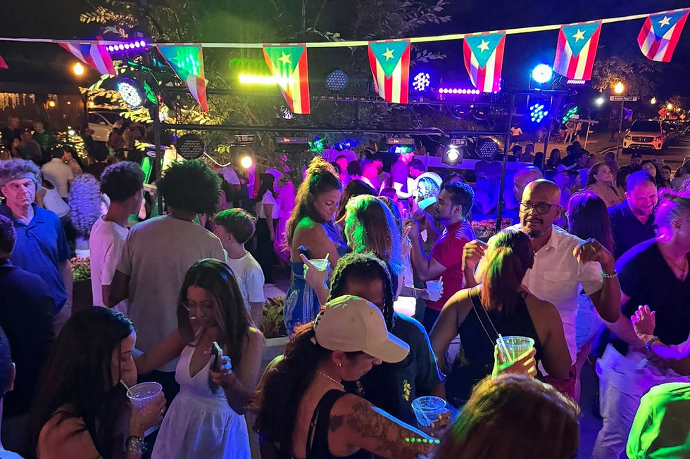 Noche Latina Marketplace at Avalon Park