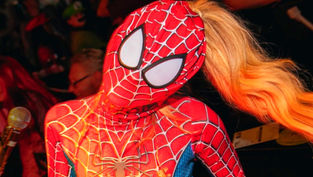 Step into the spotlight and relive your favorite film moments at Howl at the Moon's Howl at the Movies