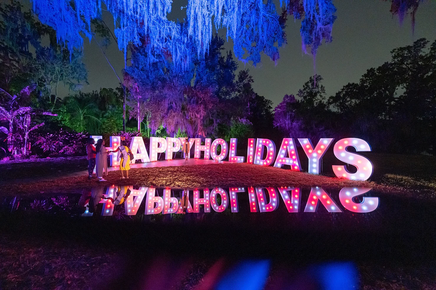 Dazzling Holiday Light Displays and Light Up Events in Orlando