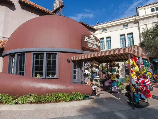 The Brown Derby Hat Shop Is Receiving Some Much Needed TLC In Universal Studios Florida